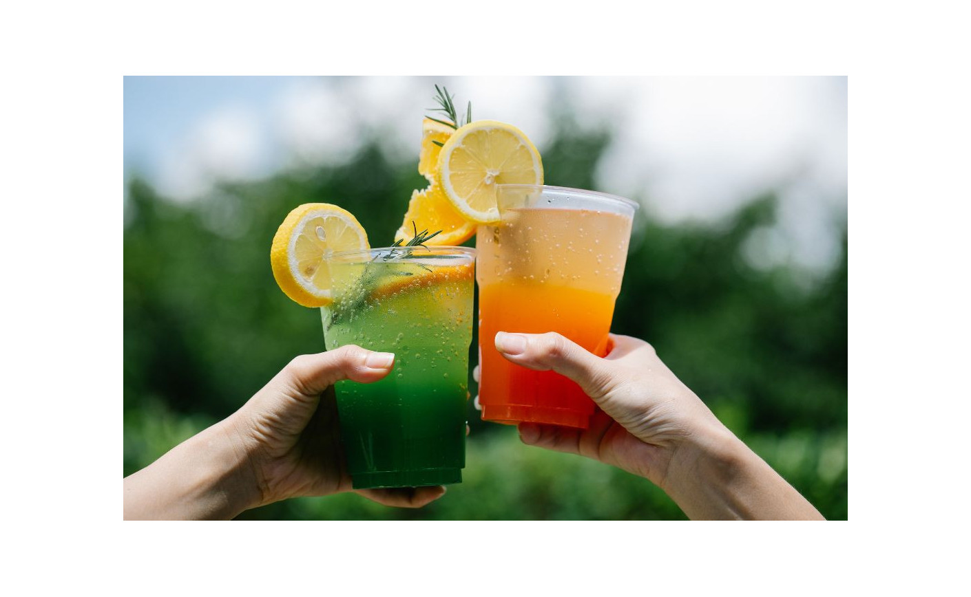 Sommer, Sonne, Signature-Drinks – 3 besondere Cocktail-Rezepte mit Alkohol